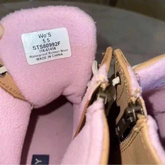 Sperry Women's Saltwater Duck Boots - White and Tan - Picture 8 of 8